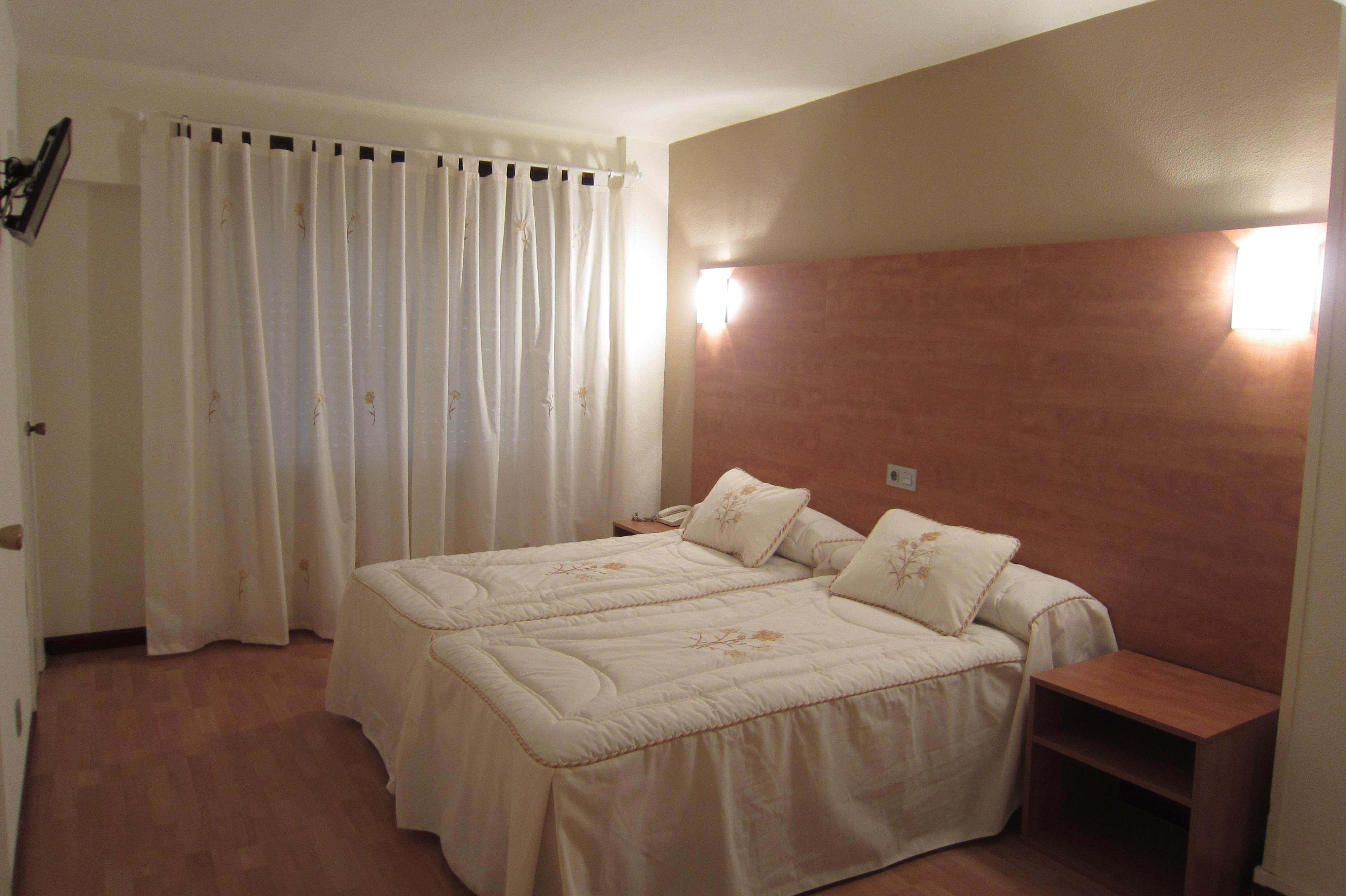 Hotel Acebos Azabache Gijón Zewnętrze zdjęcie
