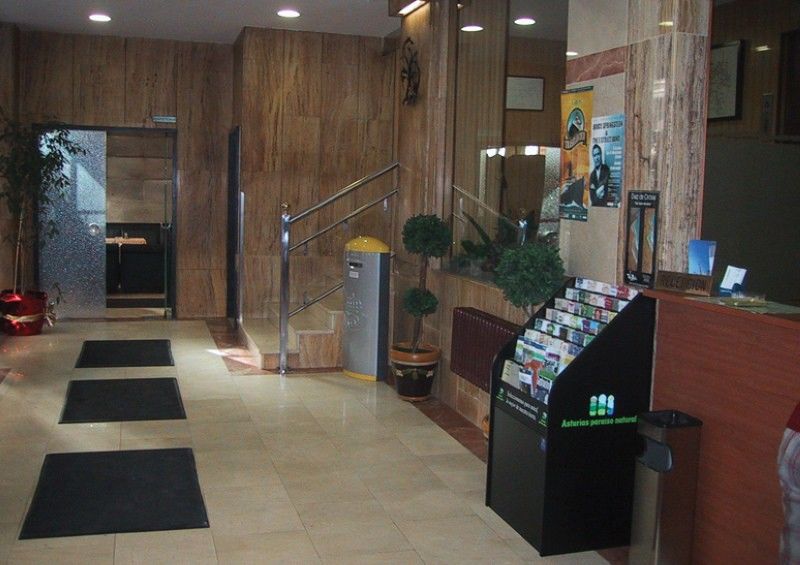 Hotel Acebos Azabache Gijón Zewnętrze zdjęcie